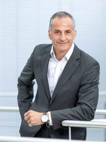 Bild zur Meldung: VEDES Boss spielt undercover